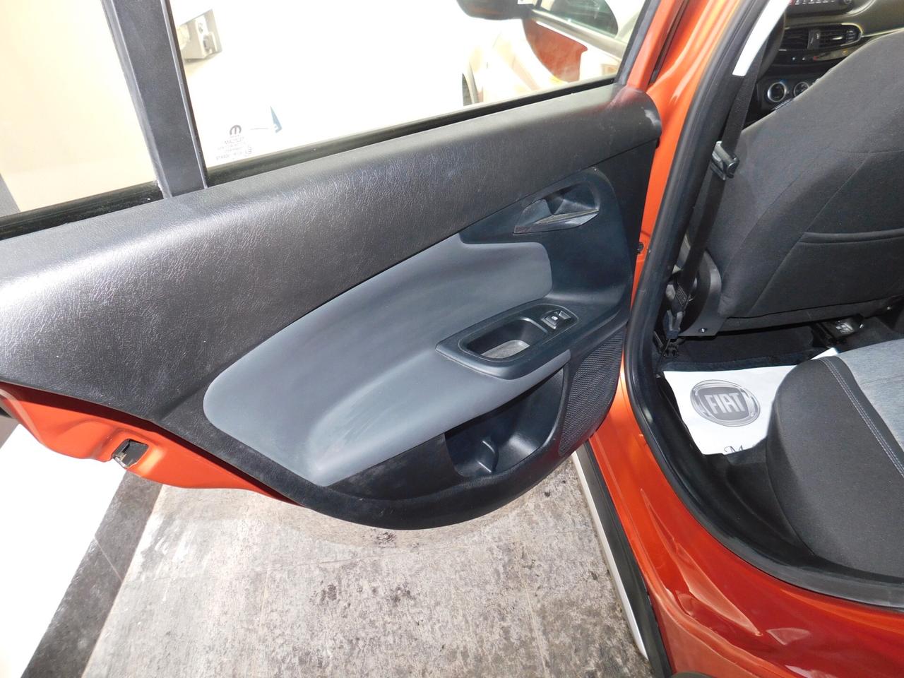 Fiat Tipo 1.0 5 porte Cross