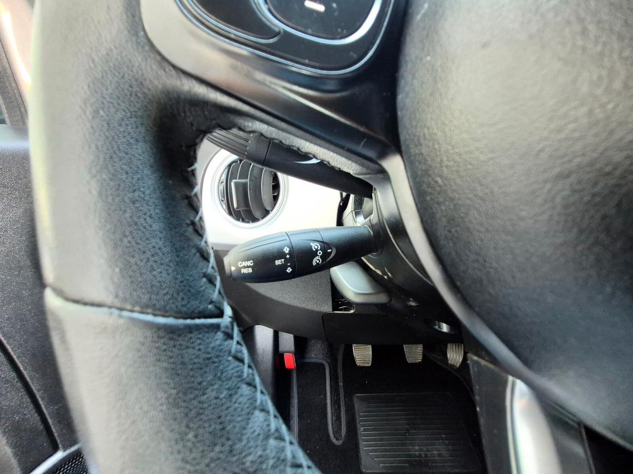Fiat 500 1.0 Hybrid Connect 70 CV