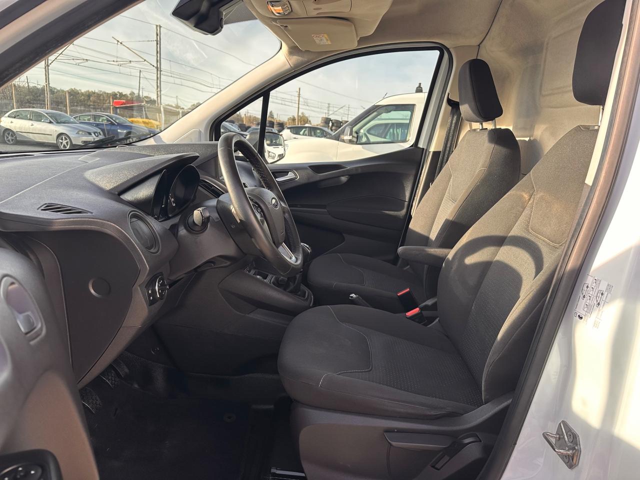 FORD TRANSIT COURIER FURGONATA 1.5 TDCI 75 CV TREND