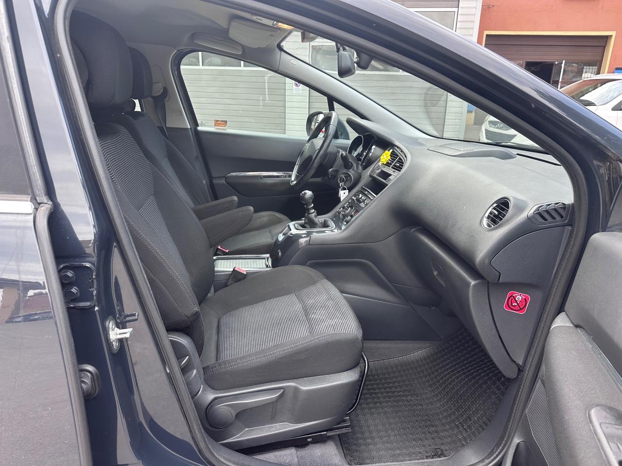 Peugeot 5008 2.0 HDi 150CV Business 7 posti