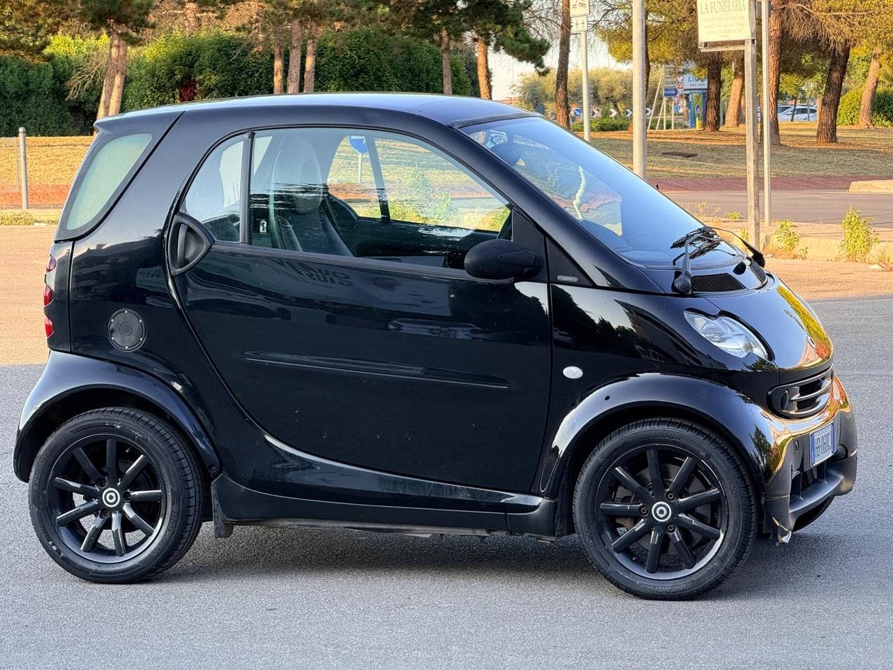 Smart ForTwo 800 coupé (scambio con scooter)