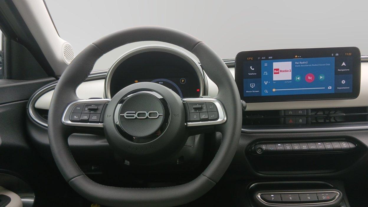 FIAT 600 (2023-->) - 600 Hybrid 110 CV DCT MHEV La Prima