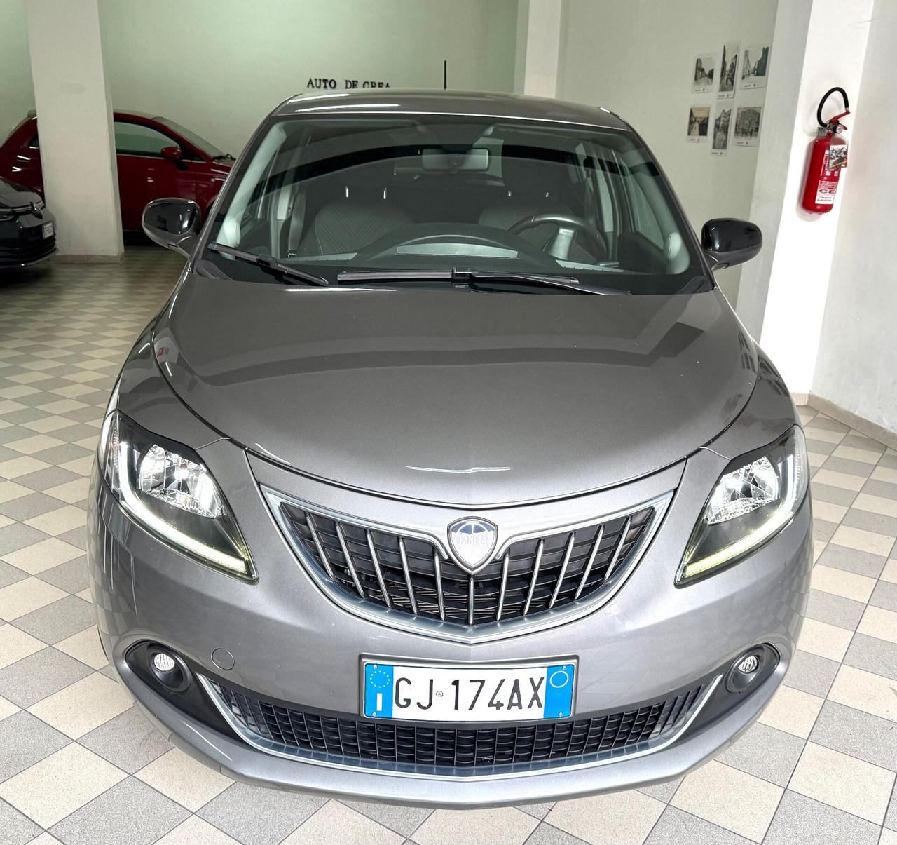 Lancia Ypsilon 1.0 S&S Hybrid Ecochic Gold 78.000km