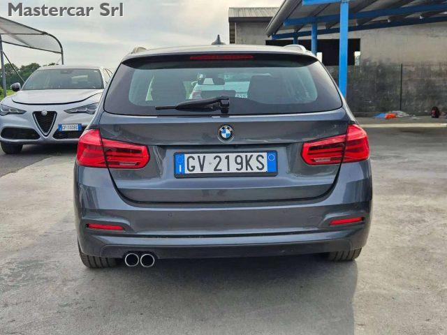 BMW 320 320d xDrive Business Adv. Touring aut. - GV219KS