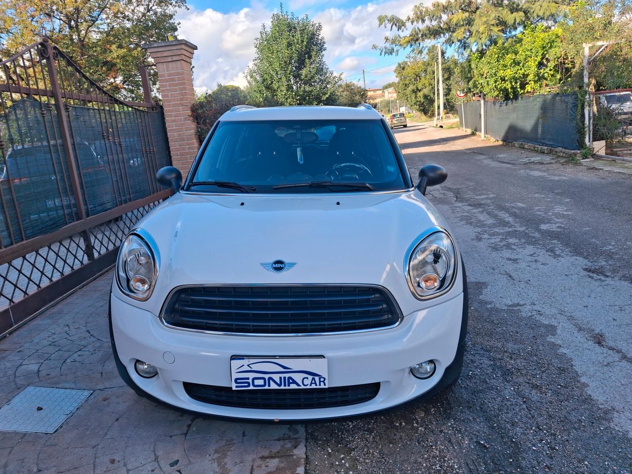 Mini Cooper D Countryman 1.6 adatto neopatentati