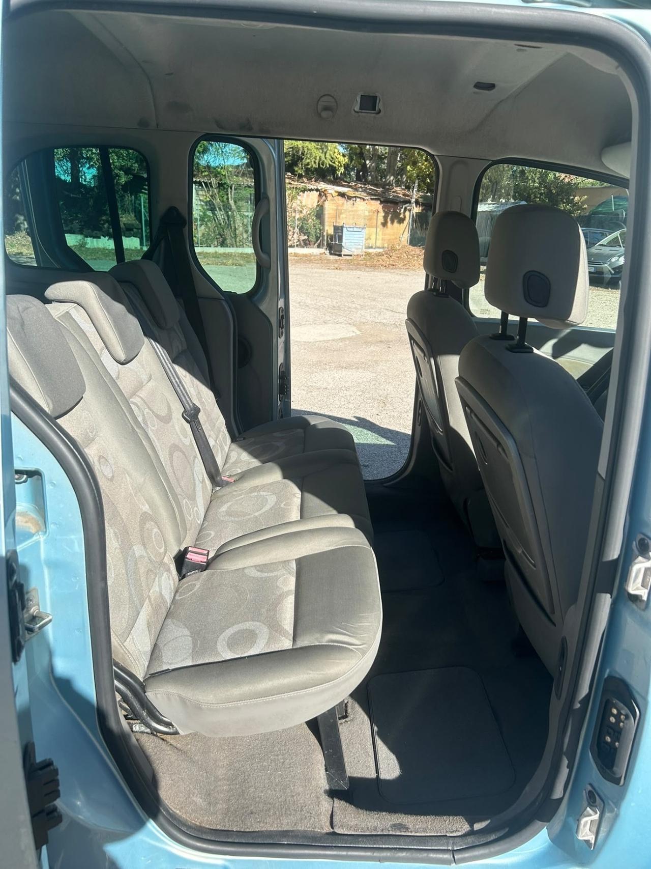 Renault Kangoo 1.6 cc Benzina/GPL 80.000 km GPL 2032