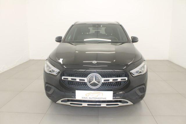 MERCEDES-BENZ GLA 200 d Automatic Premium