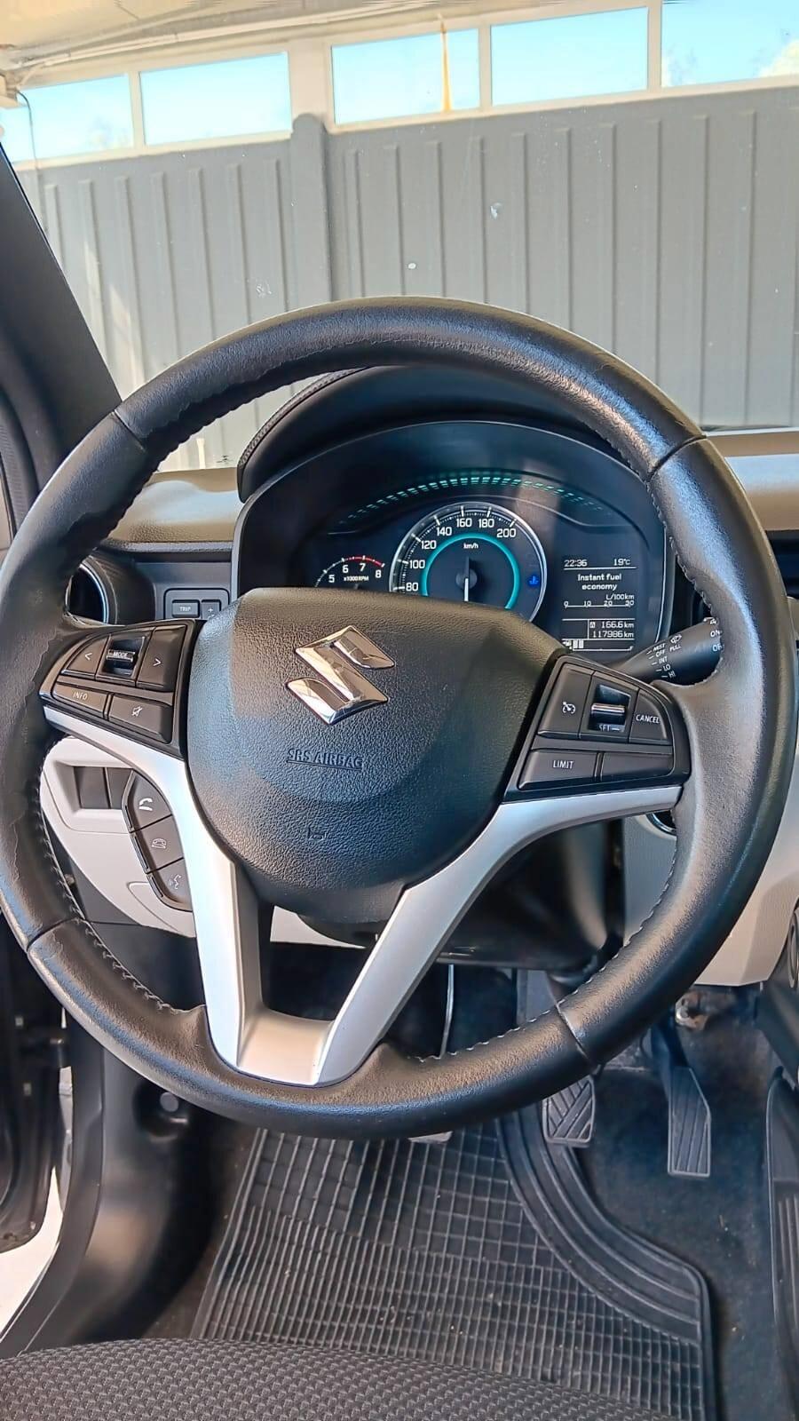 Suzuki Ignis 1.2 Dualjet Top