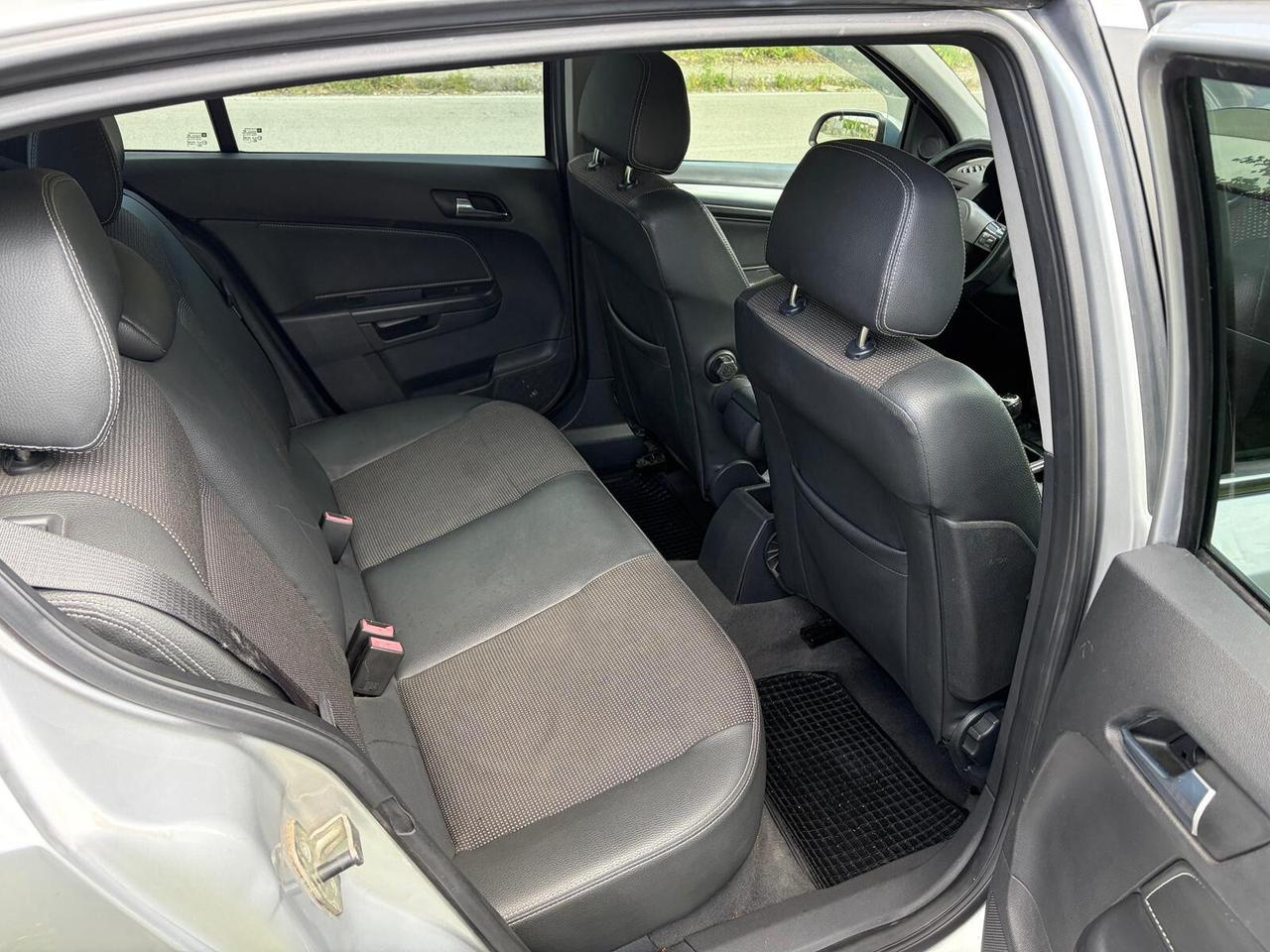 Opel Astra 1.7 CDTI 110CV 5 porte Cosmo