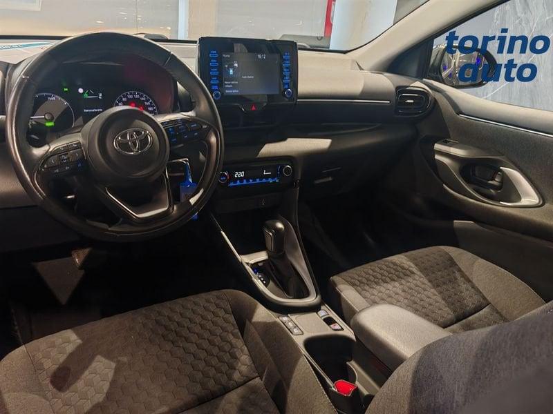 Toyota Yaris Hybrid Business