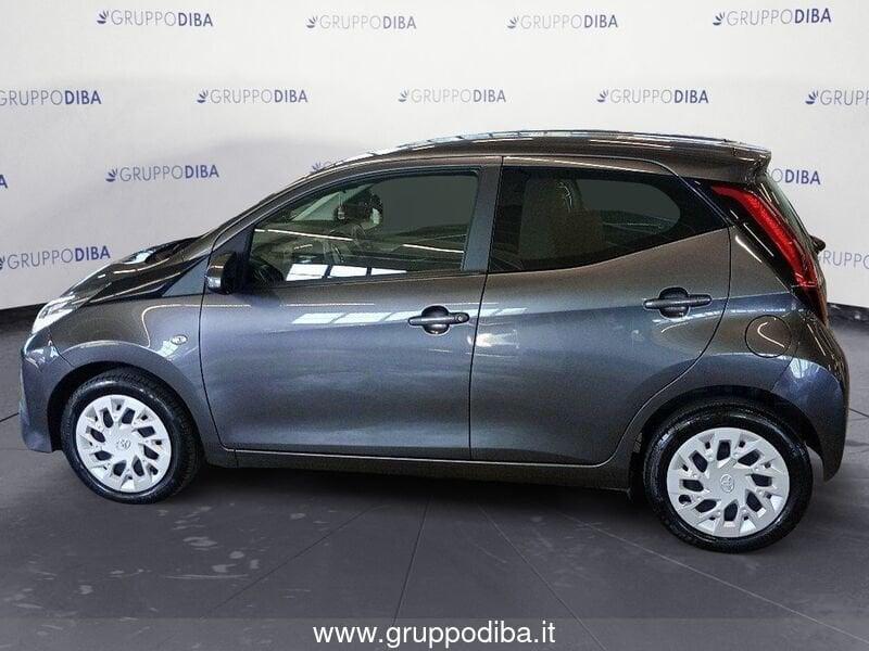 Toyota Aygo II 2018 5p 5p 1.0 x-play 72cv