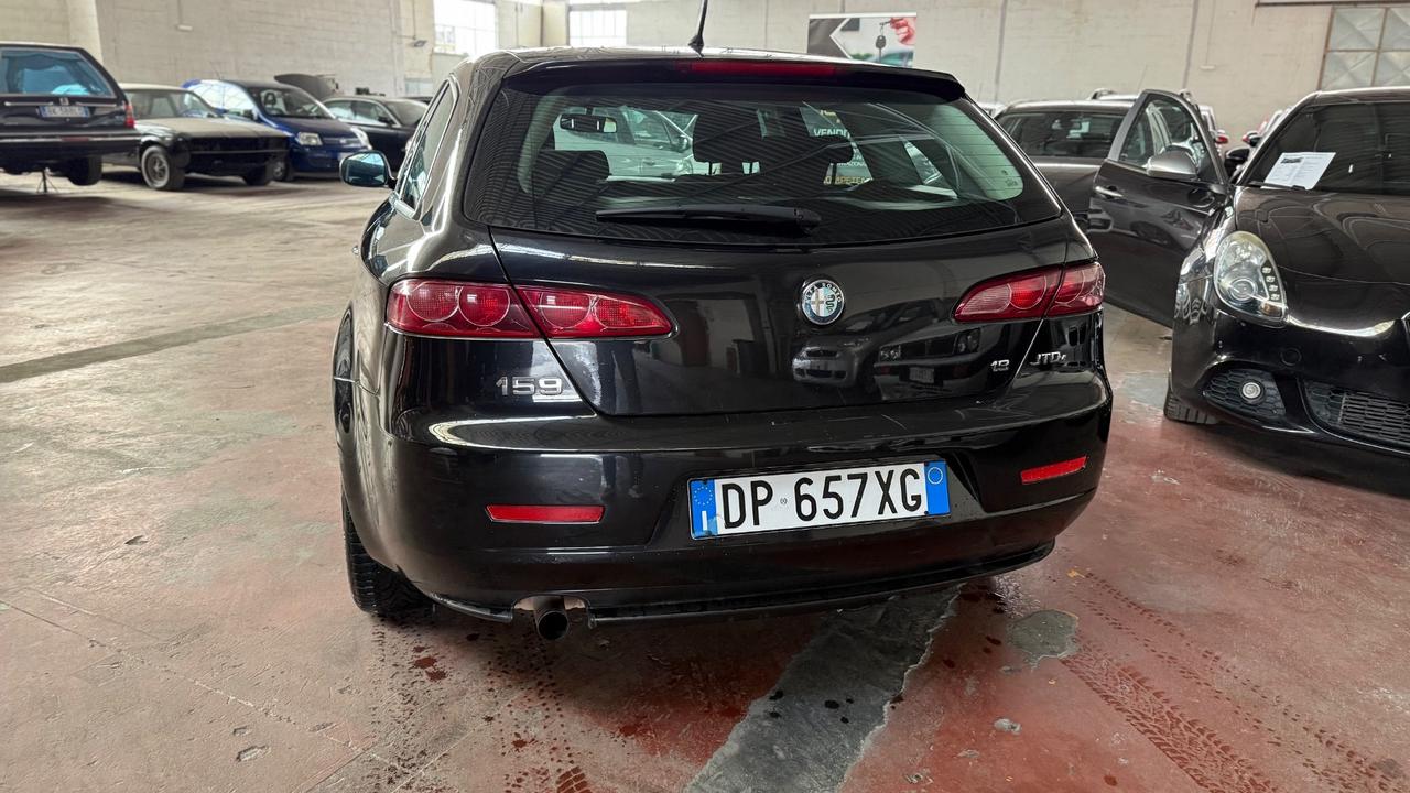 Alfa Romeo 159 1.9 JTDm 16V Sportwagon TI