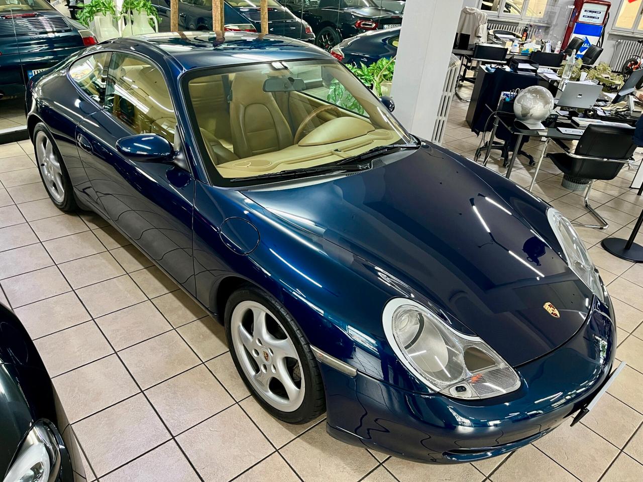 Porsche 911 996 Carrera 3.4 300CV 6M - 2000