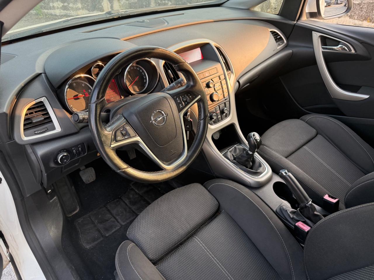 Opel Astra 1.7 CDTI 110CV 5 porte Cosmo