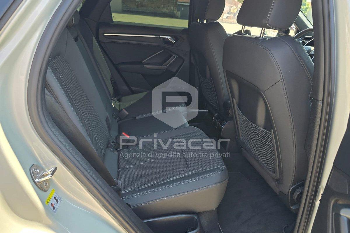 AUDI Q3 45 TFSI quattro S tronic S line edition