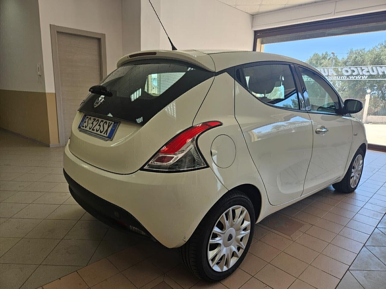 Lancia Ypsilon 1.3 MJT 16V 95 CV 5 porte S&S Elefantino