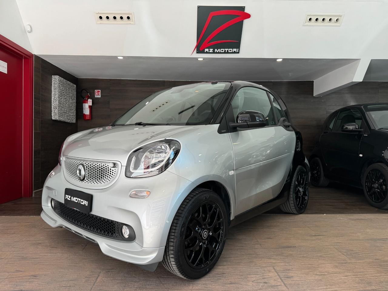 Smart ForTwo 70 1.0 twinamic Superpassion-NAVI-LED-ITALIANA GARANZIA