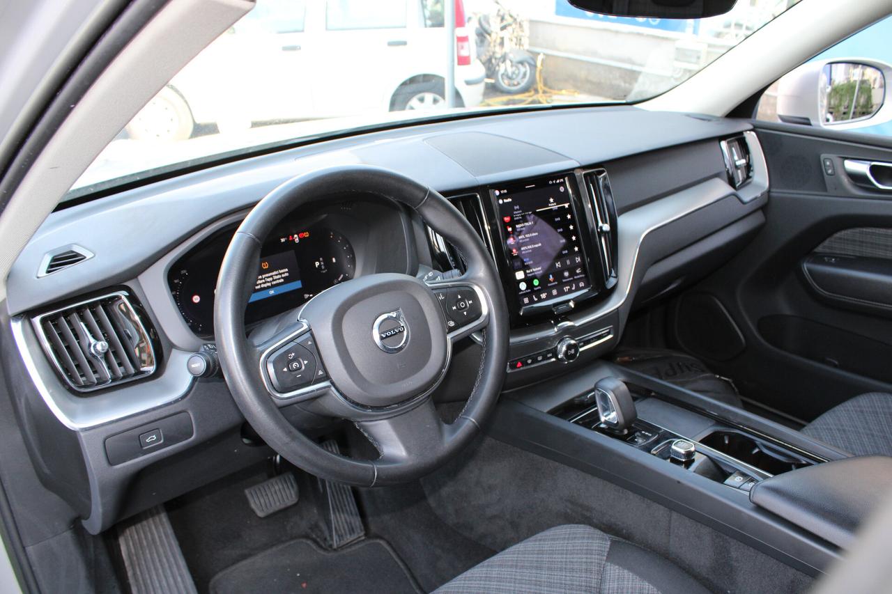 Volvo XC 60 XC60 B4 (d) automatico Core