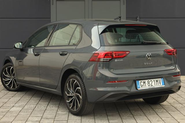 VOLKSWAGEN Golf 1.0 eTSI EVO DSG Life