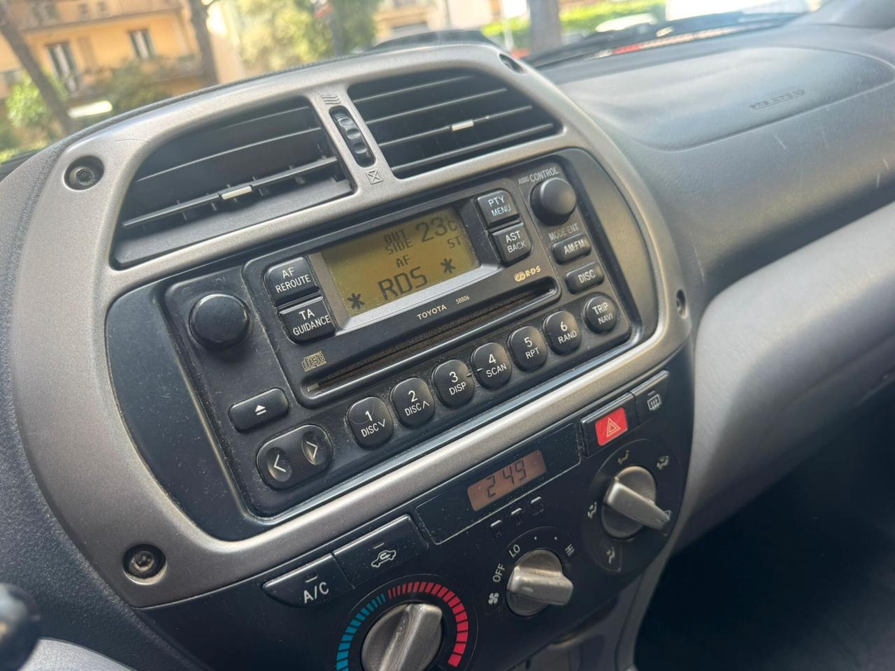 Toyota RAV 4 RAV4 2.0 Tdi D-4D cat 5 porte Sol