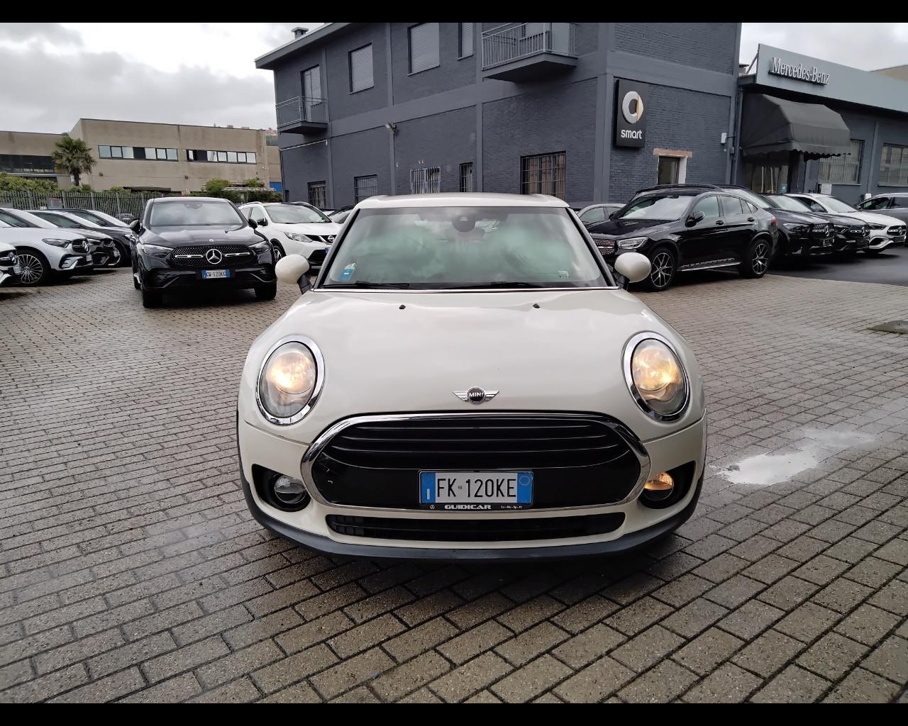 MINI Mini IV F54 2016 Clubman - Mini Clubman 2.0 Cooper D auto