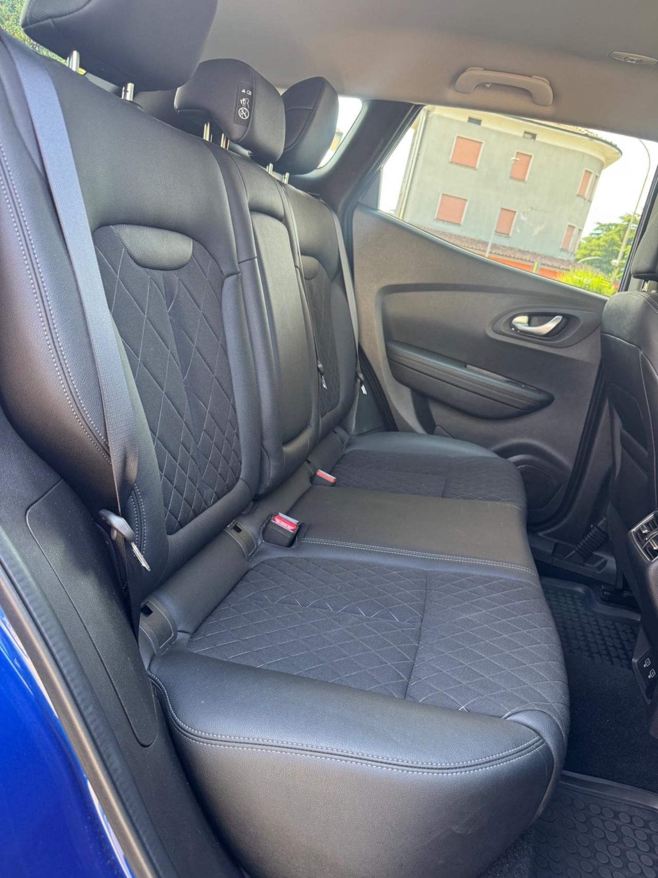 Renault Kadjar TCe 140CV EDC FAP Black Edition