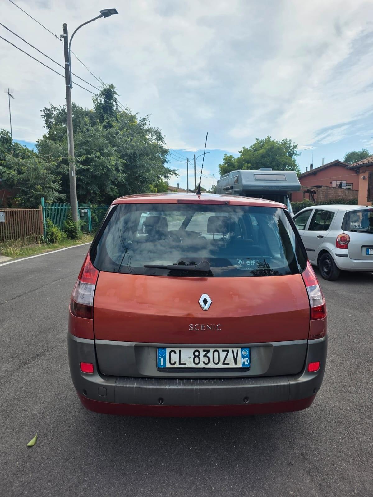 Renault Scenic Grand Scénic 1.6 16V Luxe Dynamique