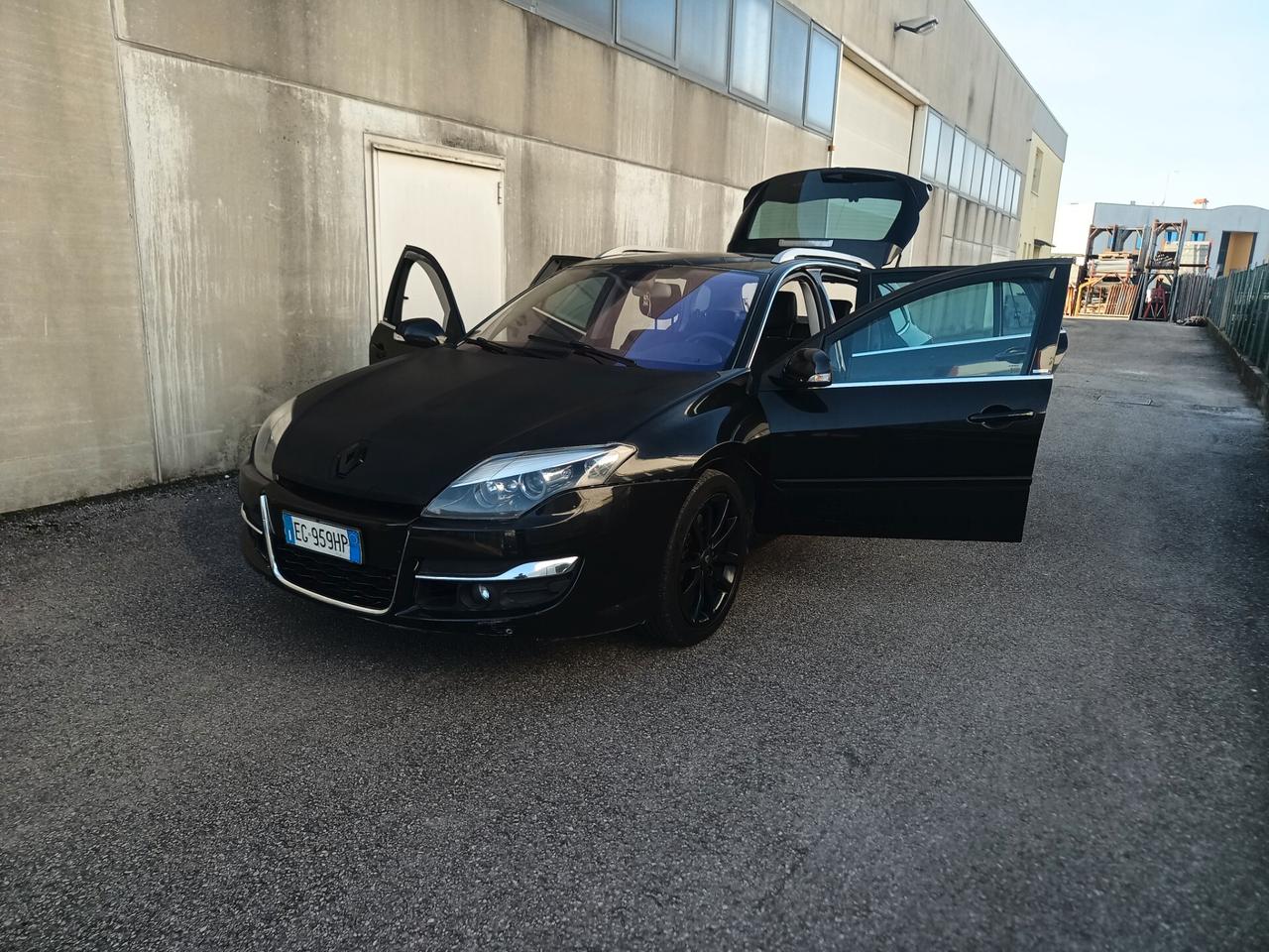 Renault Laguna 2.0 dCi 175CV SporTour Proactive 4Control ESM