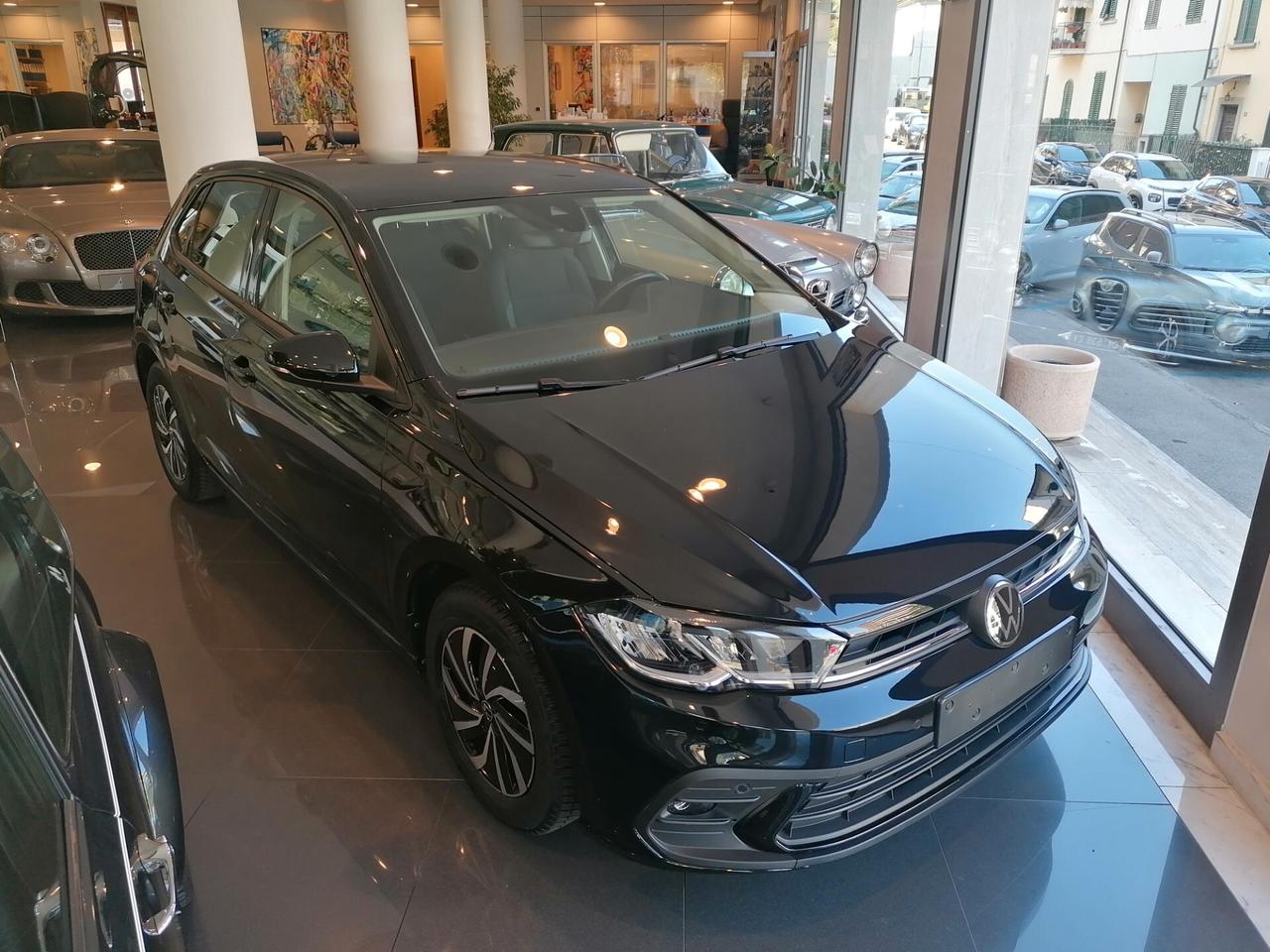 Volkswagen Polo 1.0 TSI Life 5P