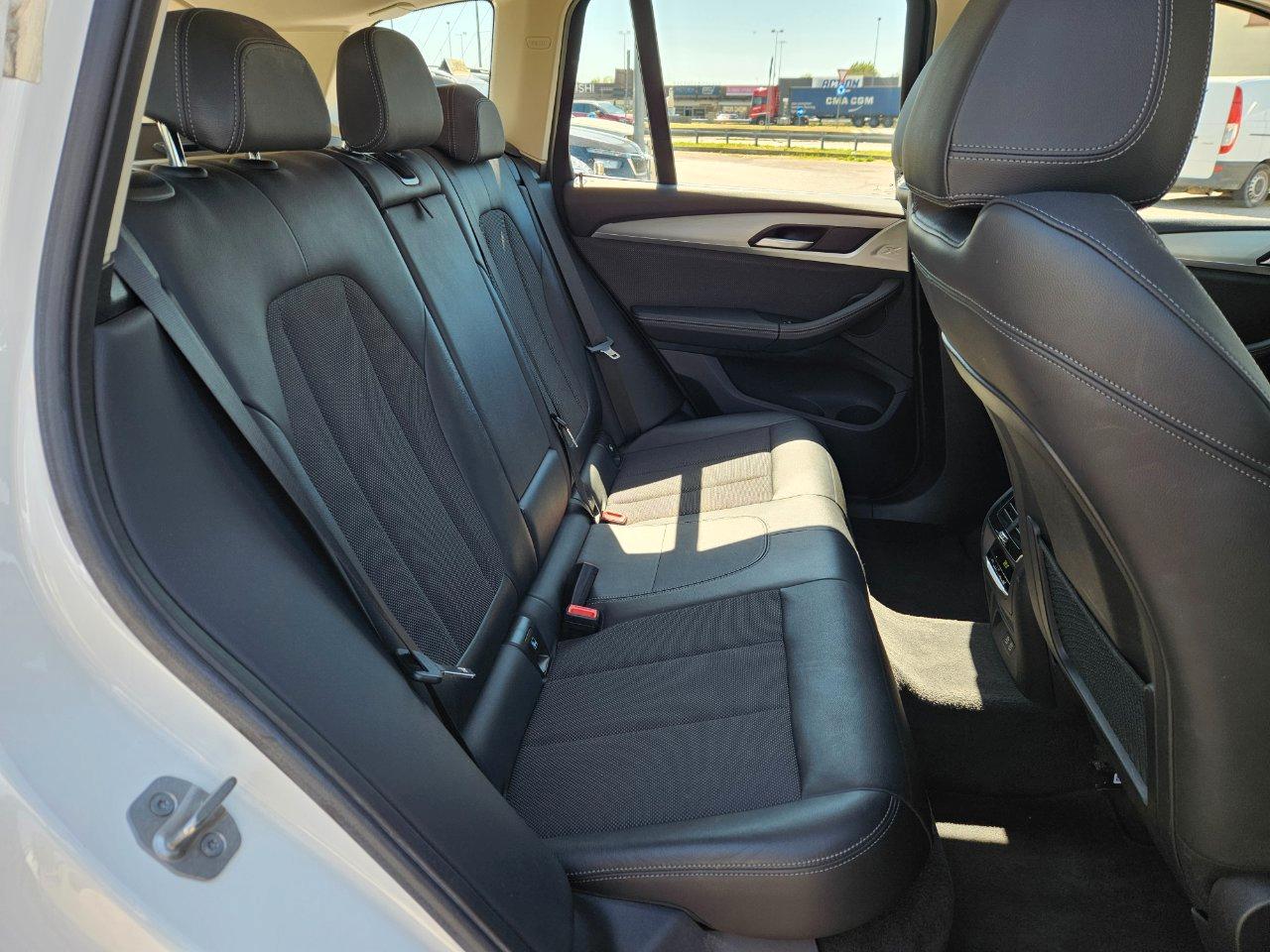 BMW X3 xdrive20d mhev 48V xLine auto