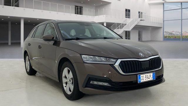 SKODA Octavia Wagon 1.5 g-tec Ambition 130cv dsg