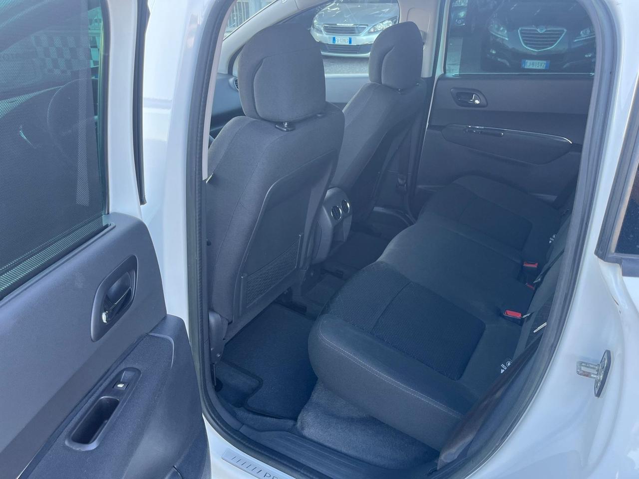 Peugeot 3008 1.6 e-HDi ETG6 Allure 2014