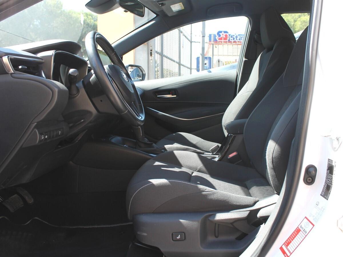 Toyota Corolla Touring Sports 1.8 Hybrid Business