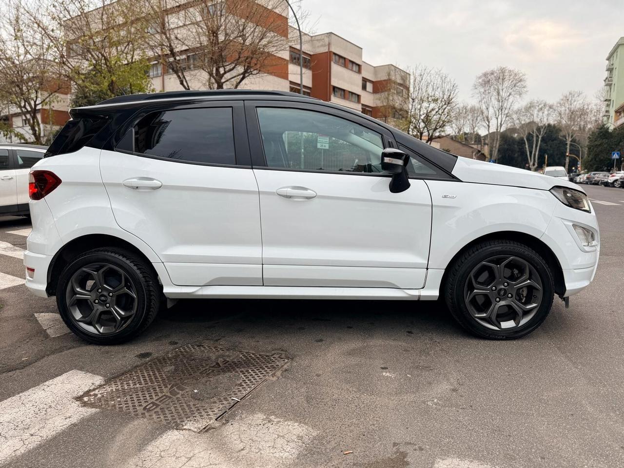Ford EcoSport ST LINE CAMBIO AUTOMATICO