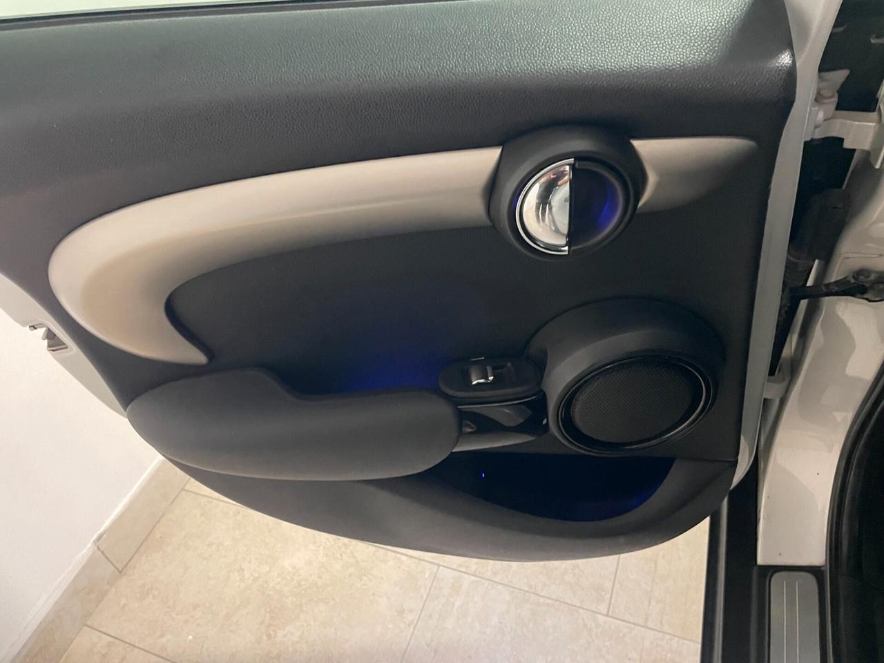 Mini Cooper D 1.5 116 CV 5p Business XL FULL , LED, NEOPATENTATI