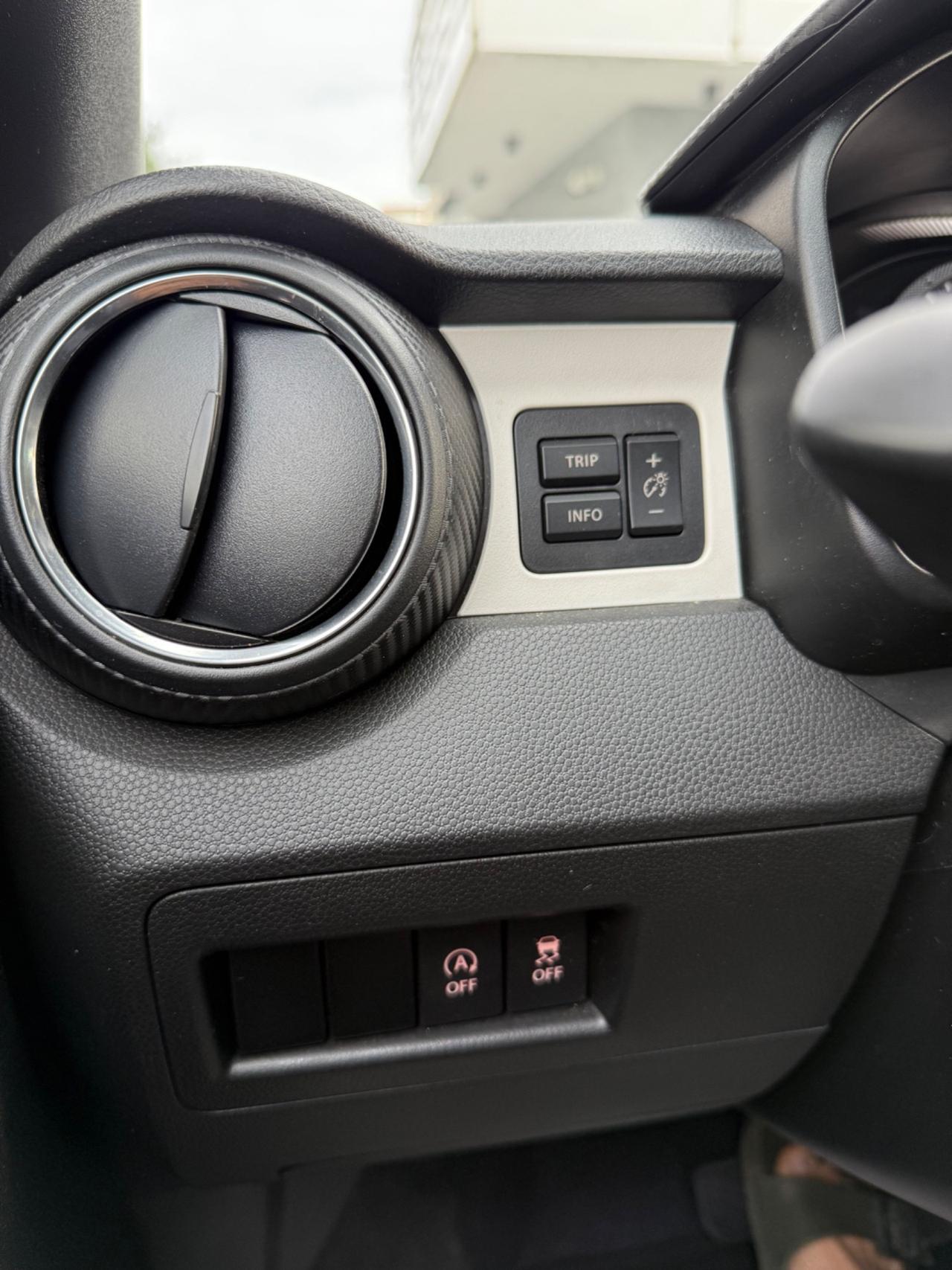 Suzuki Ignis 1.2 Hybrid CVT Top - 3.500 KM