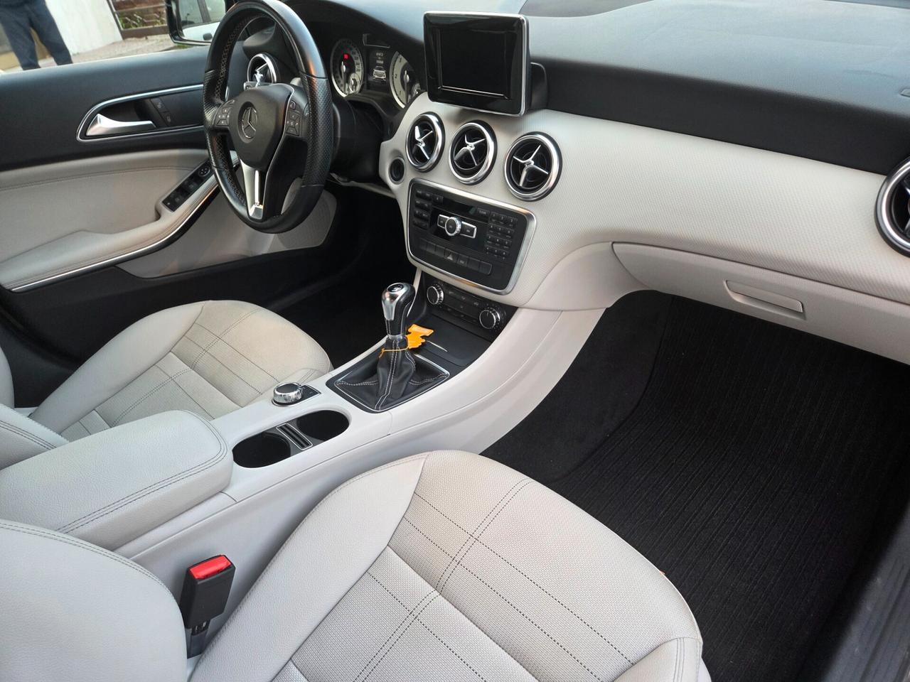 Mercedes-benz Classe A Sport - 2014