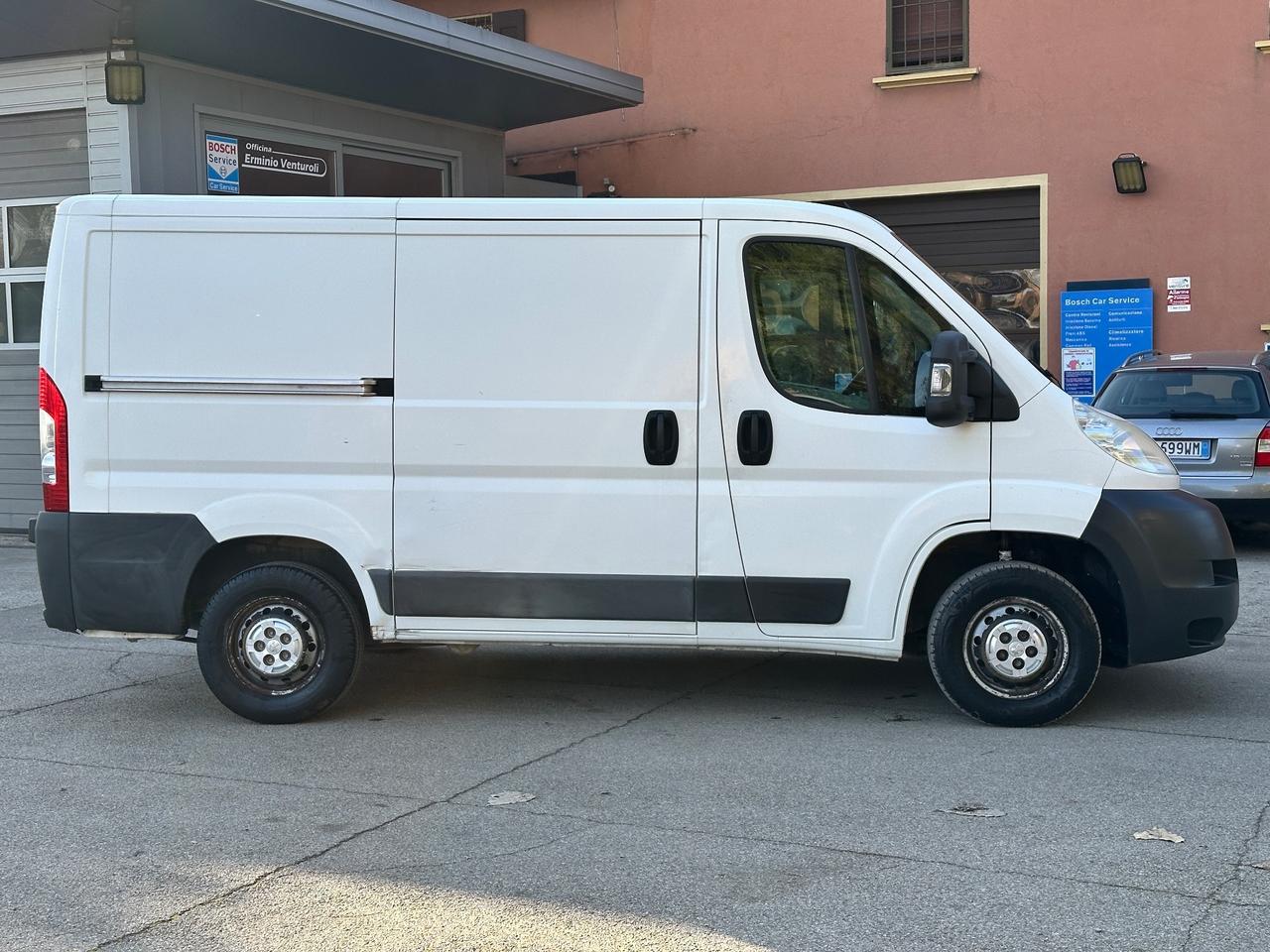 Peugeot Boxer 2.2 HDi autocarro 3 posti Furgone
