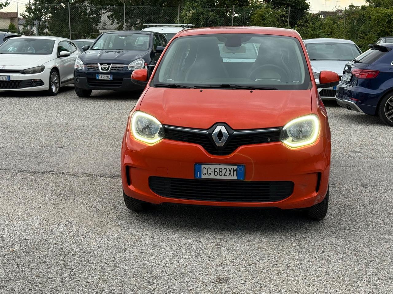 Renault Twingo SCe 65 CV Urban Night