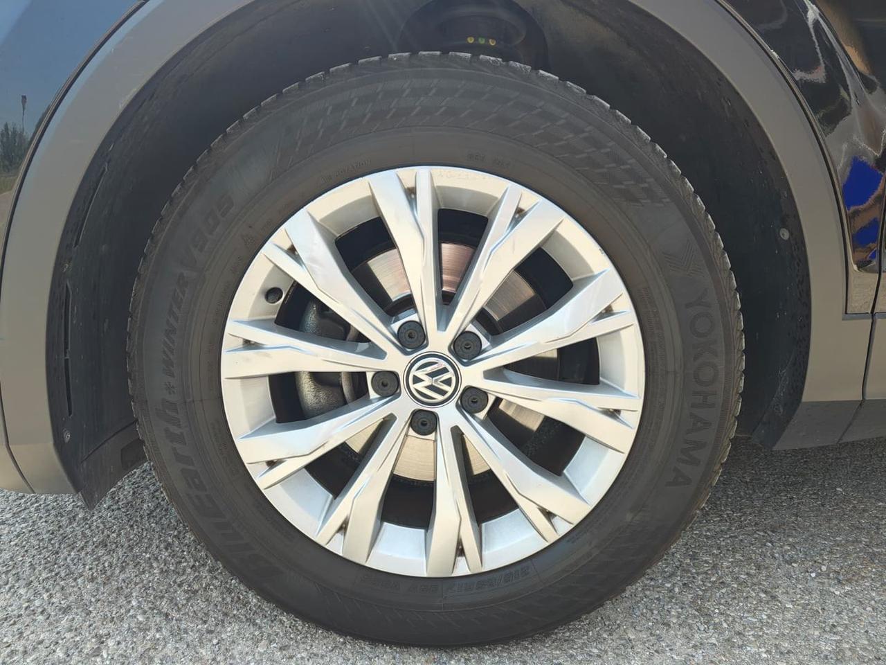 Volkswagen Tiguan Business 1.6 TDI #11814