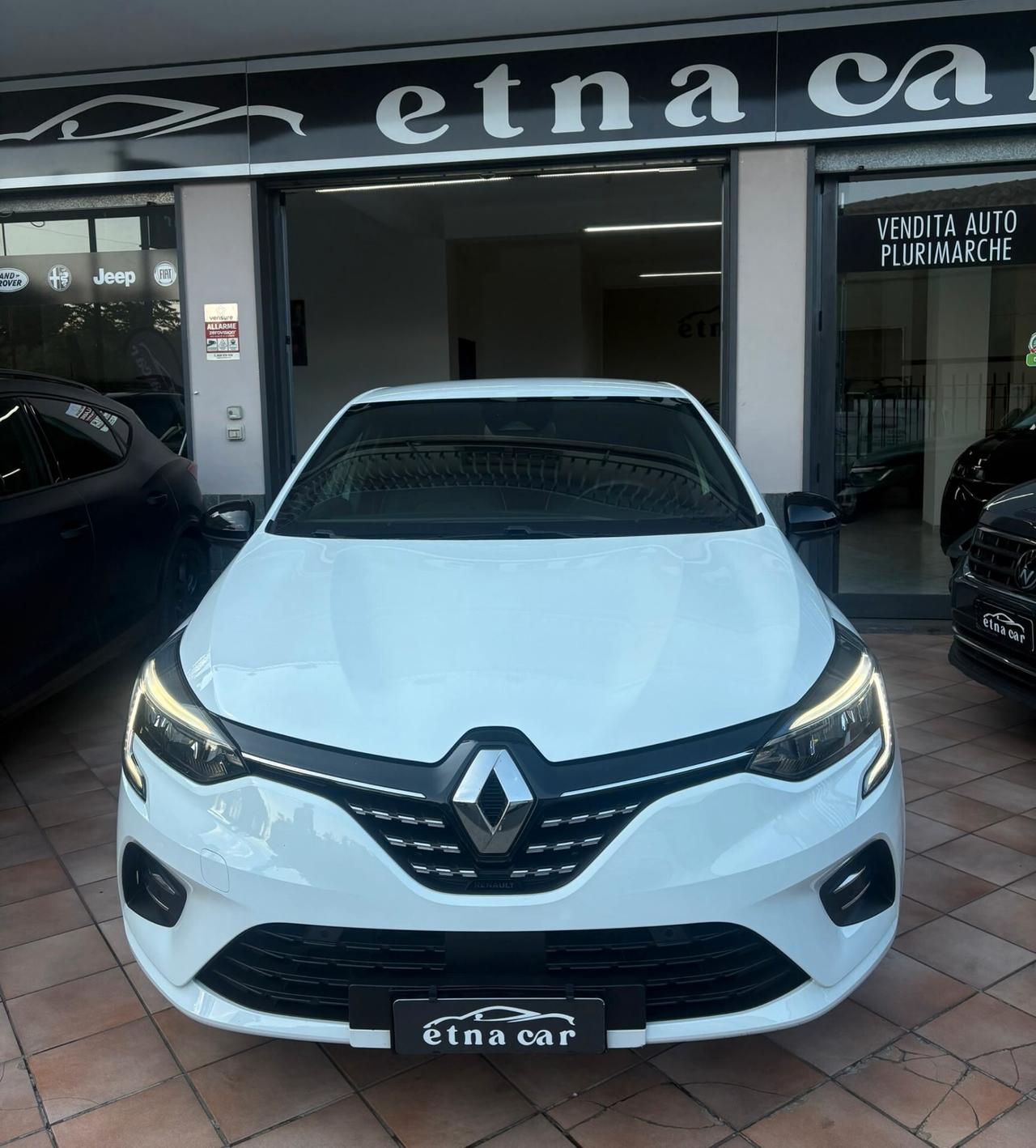 Renault Clio 1.6 E-Tech full hybrid Techno 145cv auto