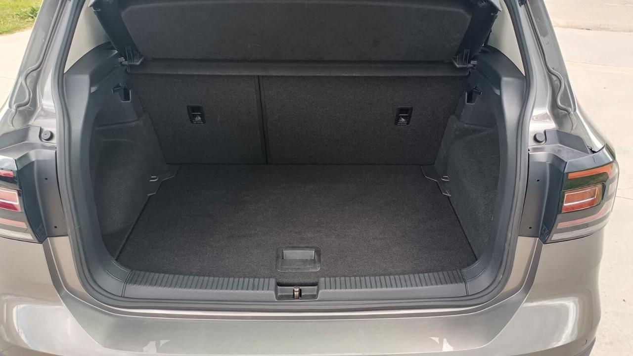 Volkswagen T-Cross 1.6 TDI DSG SCR Style BMT