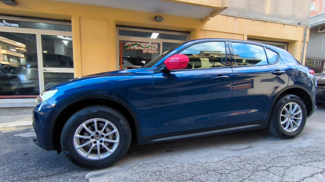 Alfa Romeo Stelvio 2.2 Turbodiesel 180 CV AT8 Q4 Business