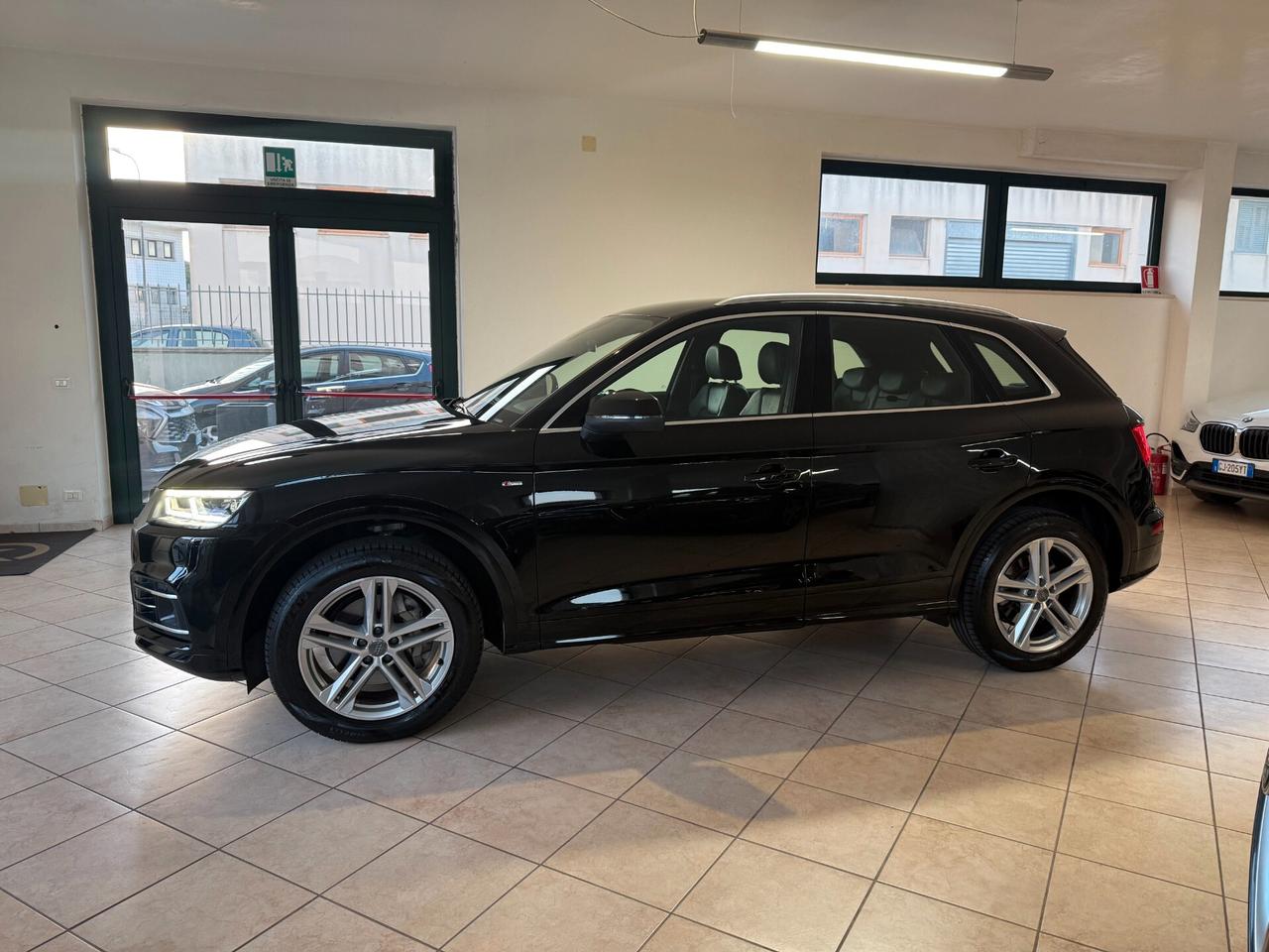 Audi Q5 40 TDI quattro S tronic line plus Matrix Ambiente Pelle