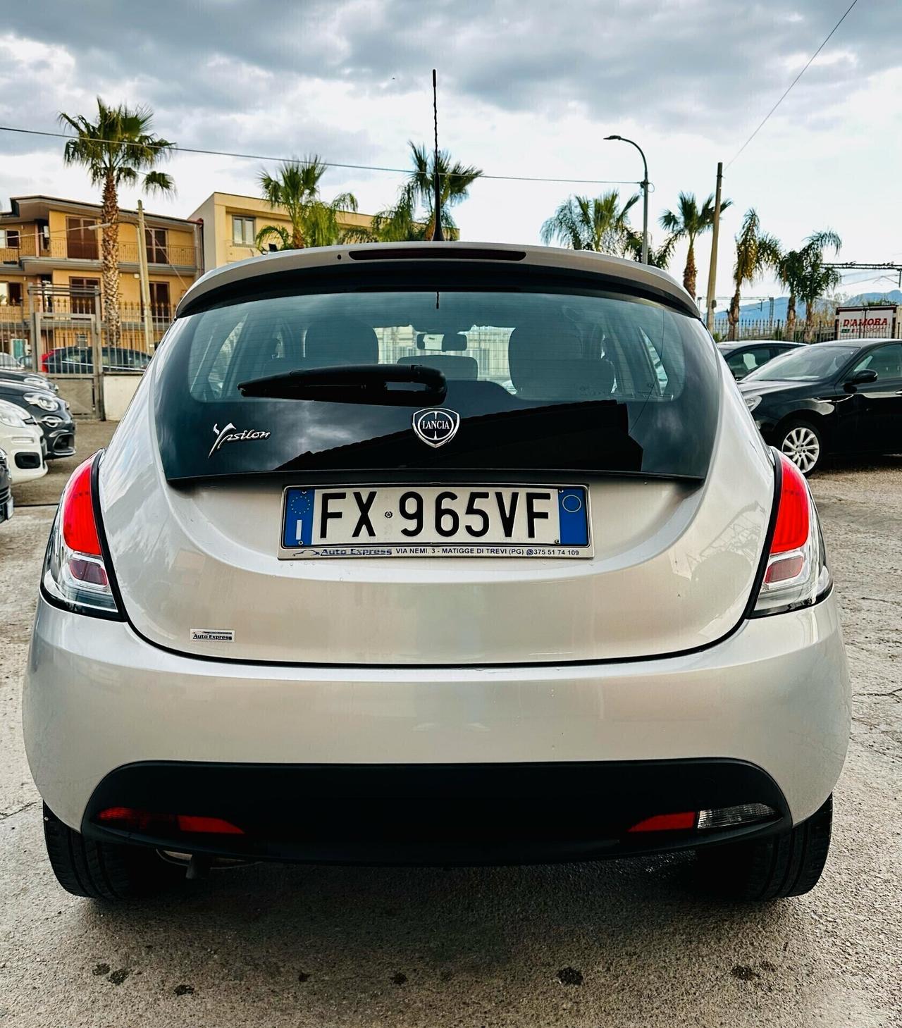 Lancia Ypsilon 1.2 69 CV 5 porte GPL Ecochic Gold