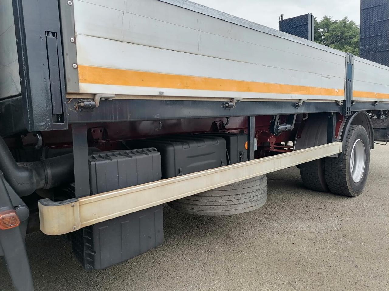 Iveco Eurocargo 100 e 18 - Carrellone