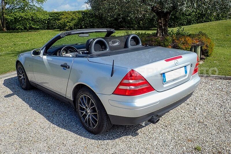 Mercedes-benz SLK 200 del 1997- sportiva, leggera e compatta In vendita