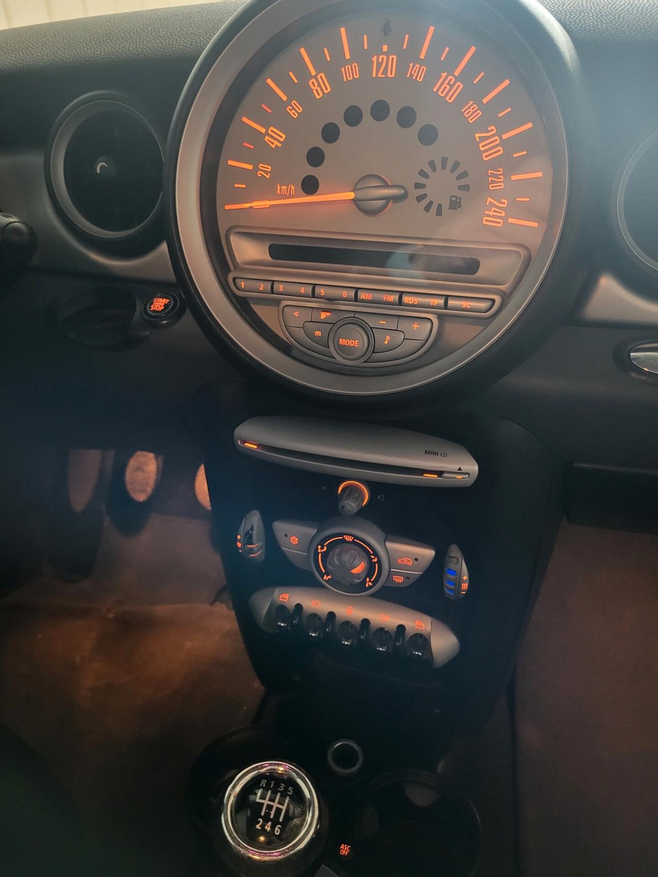 Mini 1.4 16V One Pepper