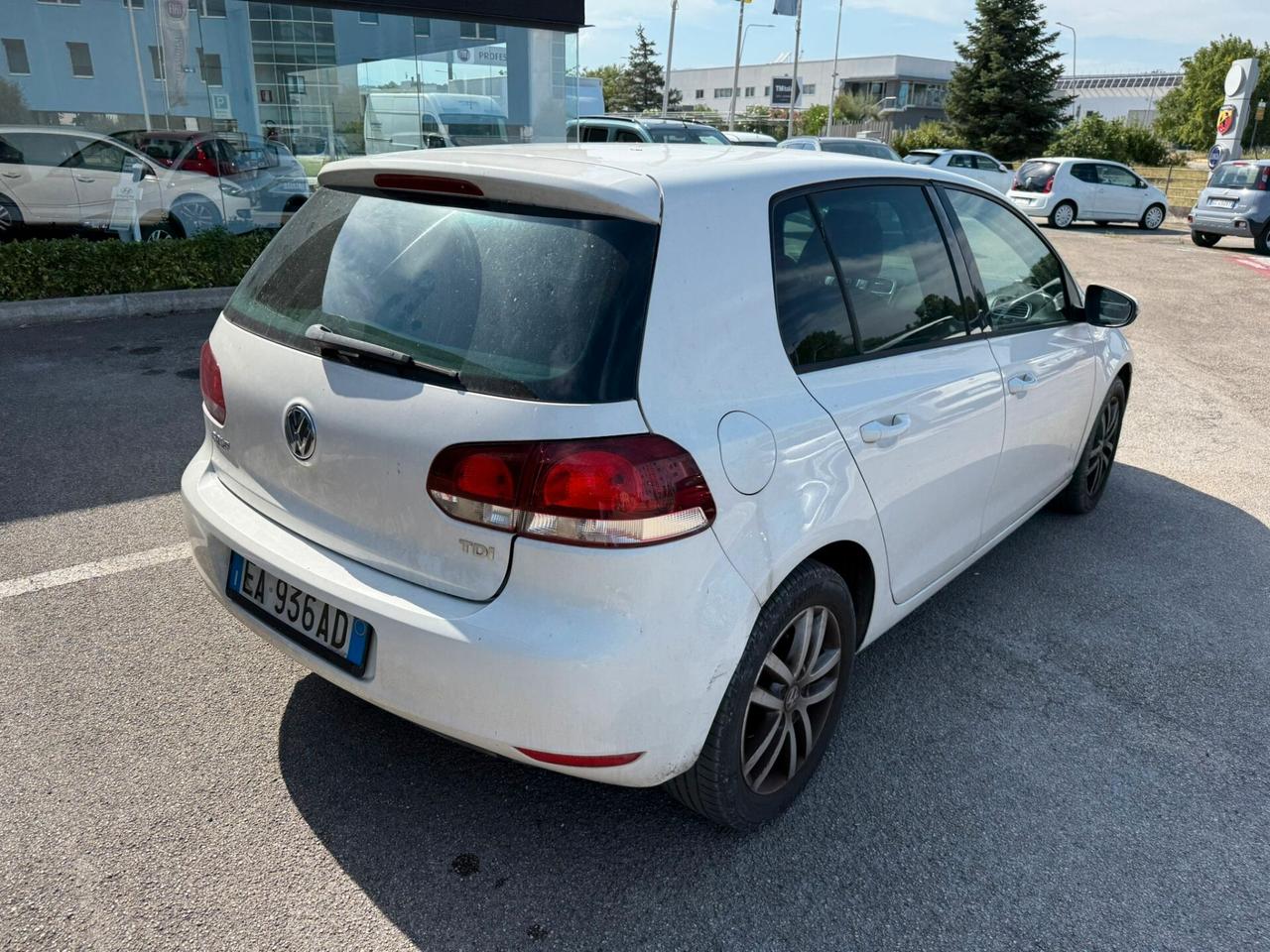 VOLKSWAGEN GOLF VI 1,6 TDI 105 CV COMFORTLINE 5P
