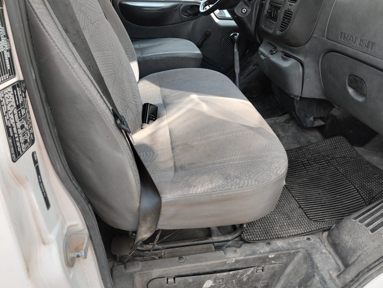 FORD TRANSIT 2.0D P.TA 755 KG